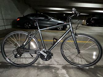 Trek FX 1 Hybrid Bike - Size L | kickstand, water bottle cage, bike bell