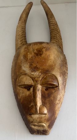 Tribal Mask with Curved Horns - 7x 3 ½x16 ½”