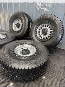 Ford F250 Kmc Wheels On 35” Hankook