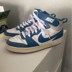 Nike Sneakers Size 4.5