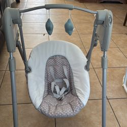 Graco Baby Swing 