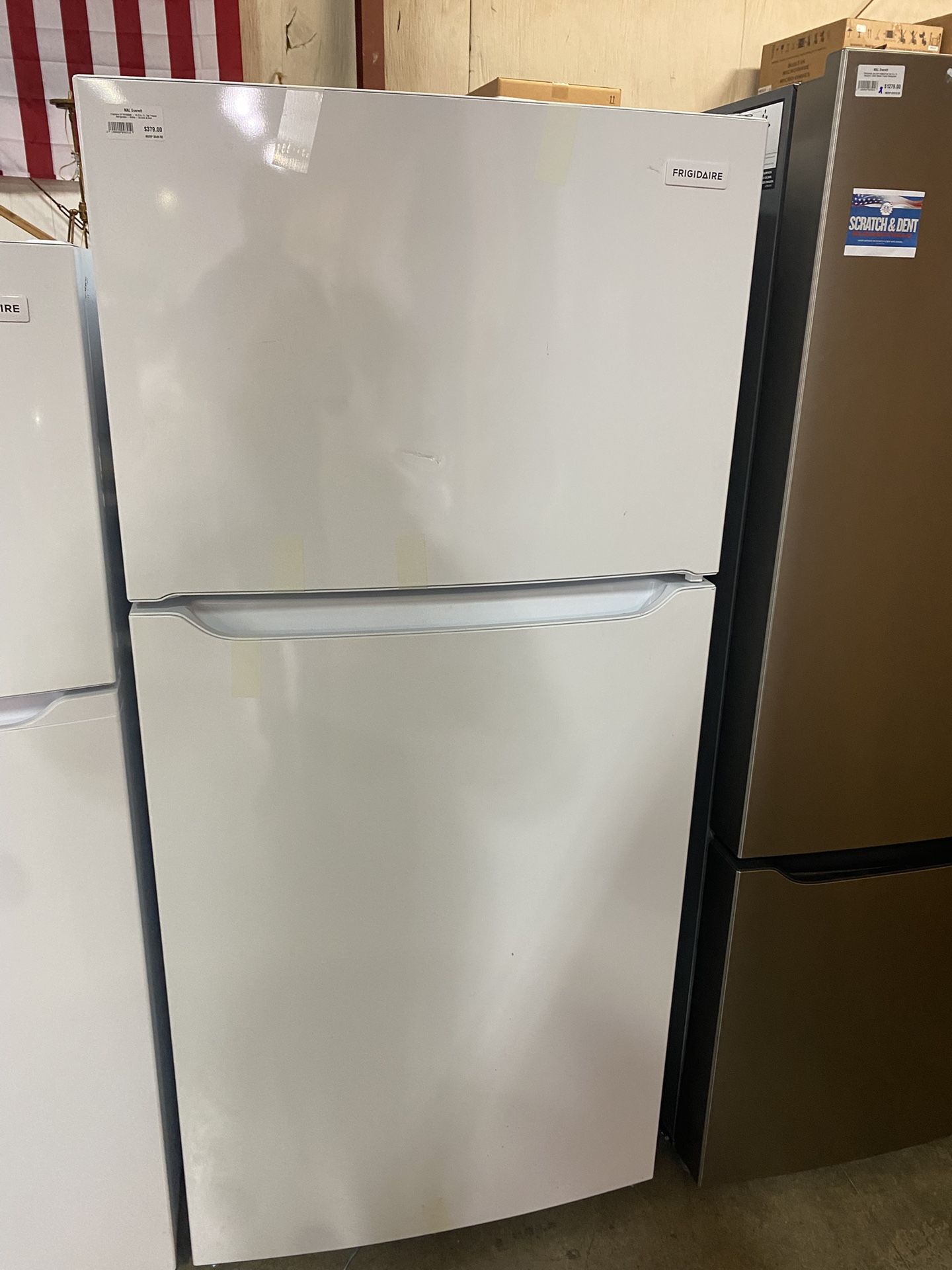 Frigidaire FFTR1835VW 30 Inch Top Freezer Refrigerator with 18.3 Cu. Ft. Capacity