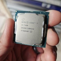 Intel i5 7400 - 8 GB Memory - 1 TB Hard Drive