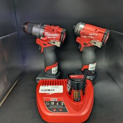 MILWAUKEE DRILL AND IMPACT SET 3404-20, 3543-20