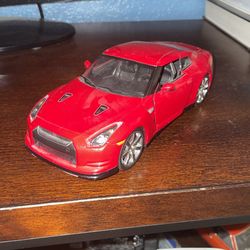 NISSAN GTR Car
