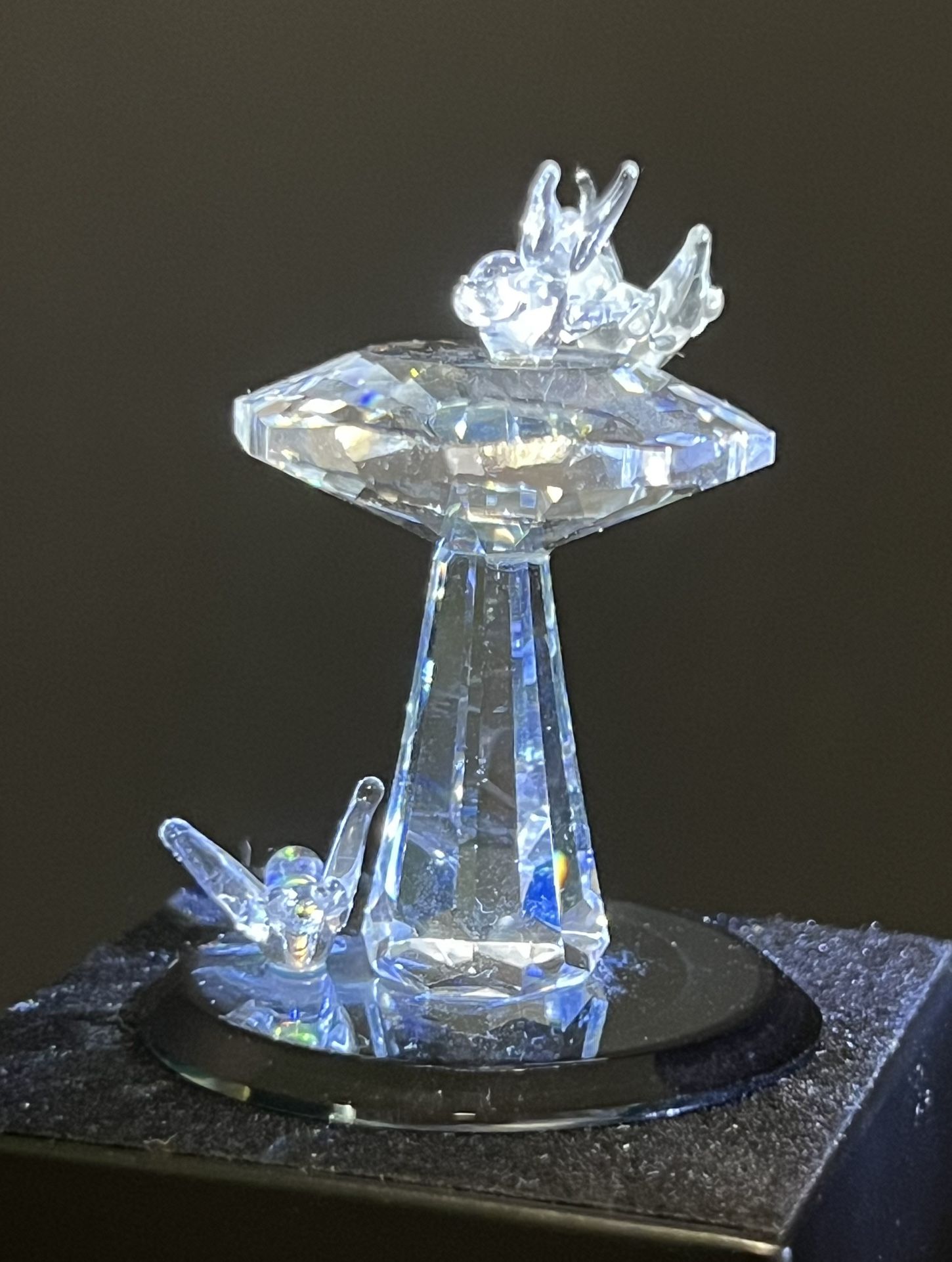 Vintage 1980s Crystal Clear Glass Birdbath 3 Birds Figurine, 2.25”
