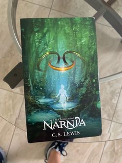 The Chronicles of Narnia by C.S. Lewis box set pick up Coral Springs 33071
