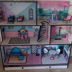 Large LOL Play House With Furniture