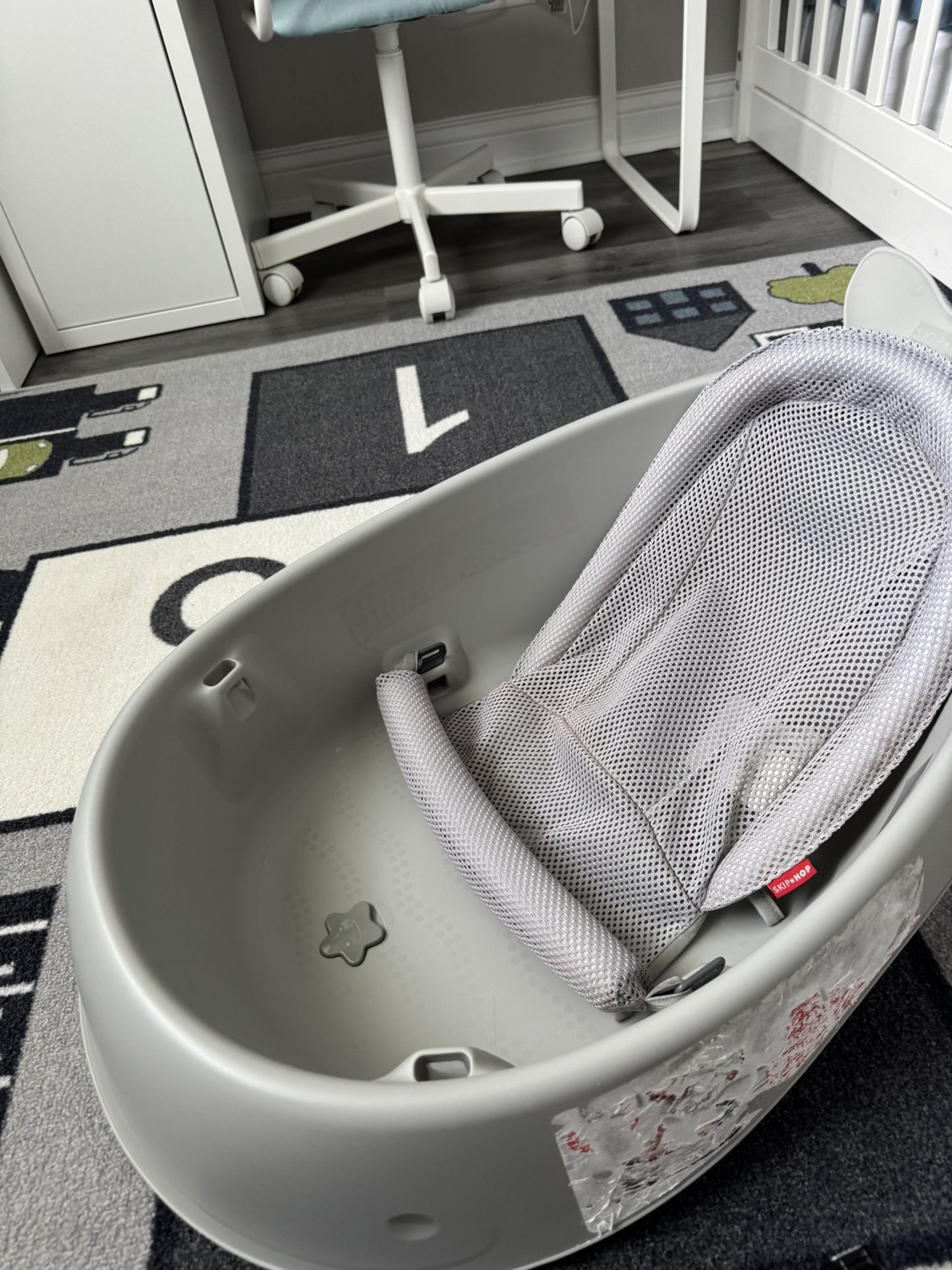 Skip Hop Baby Bath Used