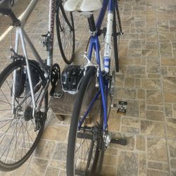 Dos Bicicletas De Ciclismo
