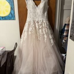 Ballgown Style Tulle Wedding Dress