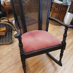 Vintage Rocking Chair 