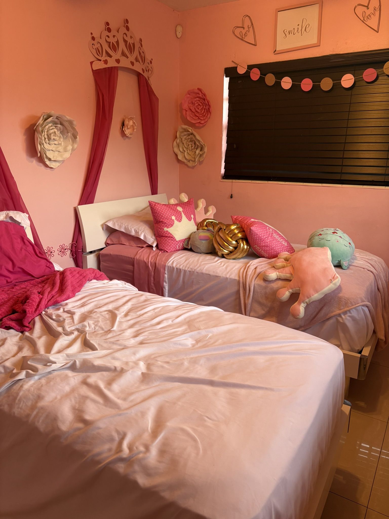 Twin Beds & Dresser For Sale 