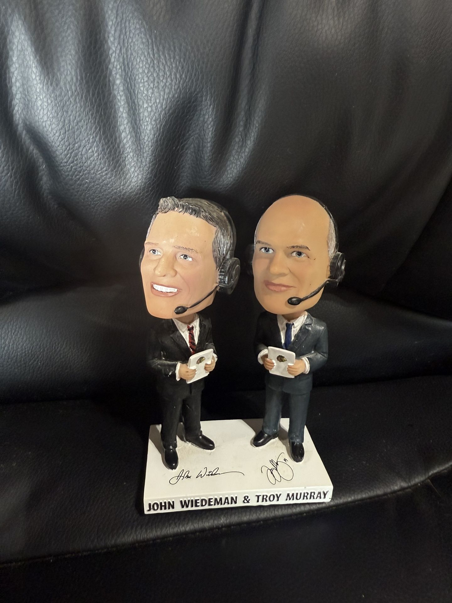 Blackhawks  Bobble Head (John And Troy ) 