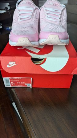 Nike - Air Maxx 270 GS - Size 5Y