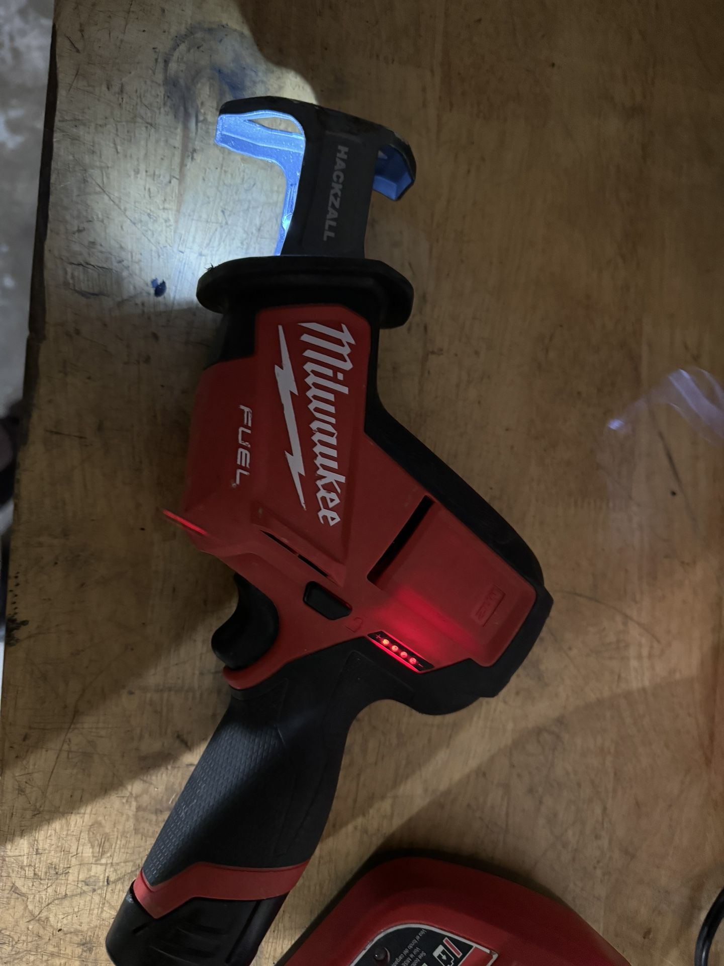 Milwaukee Fuel M12 Hacksaw