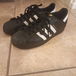 Adidas Superstars 