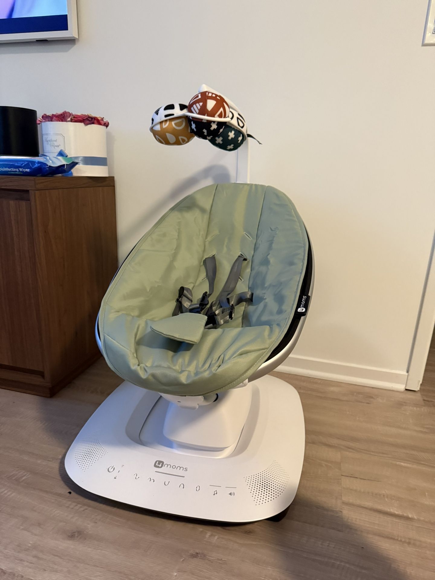 4Moms Mamaroo Baby Swing