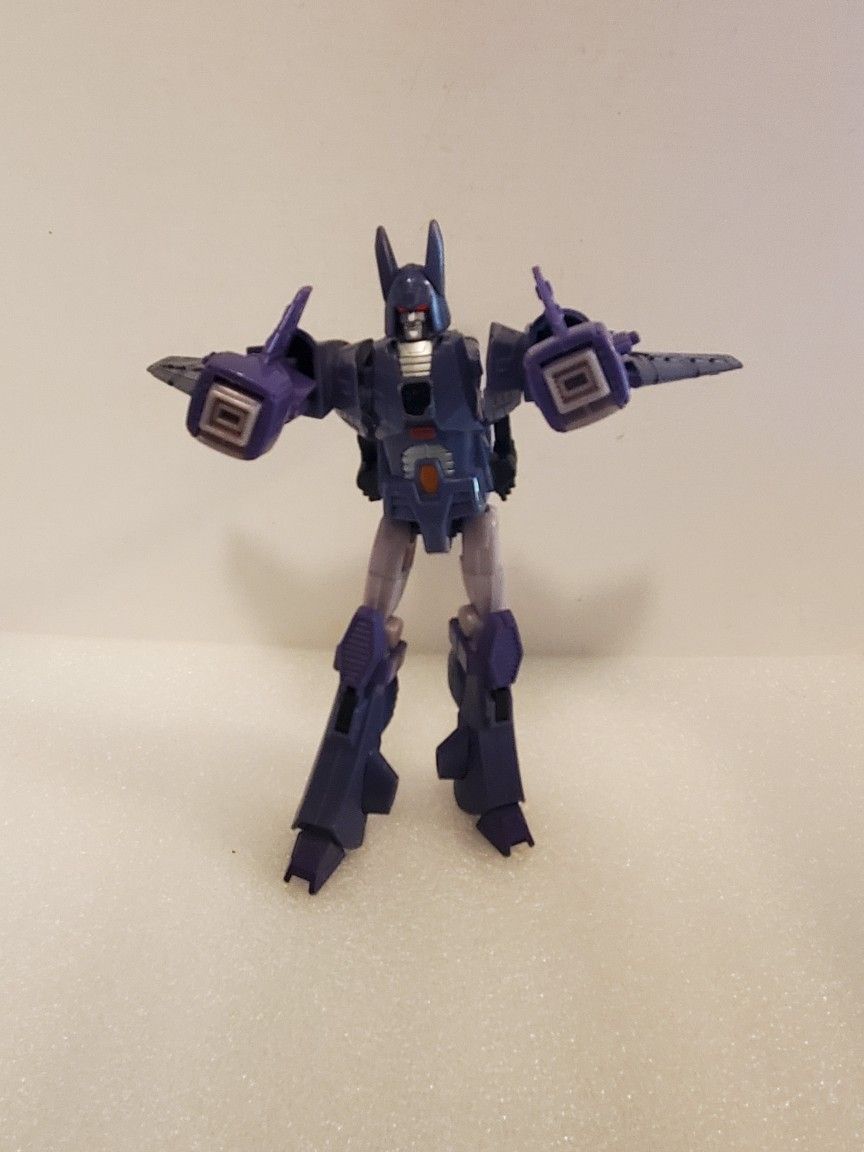 TRANSFORMERS Universe (2011) BATTLE IN SPACE Deluxe CYCLONUS No Accessories