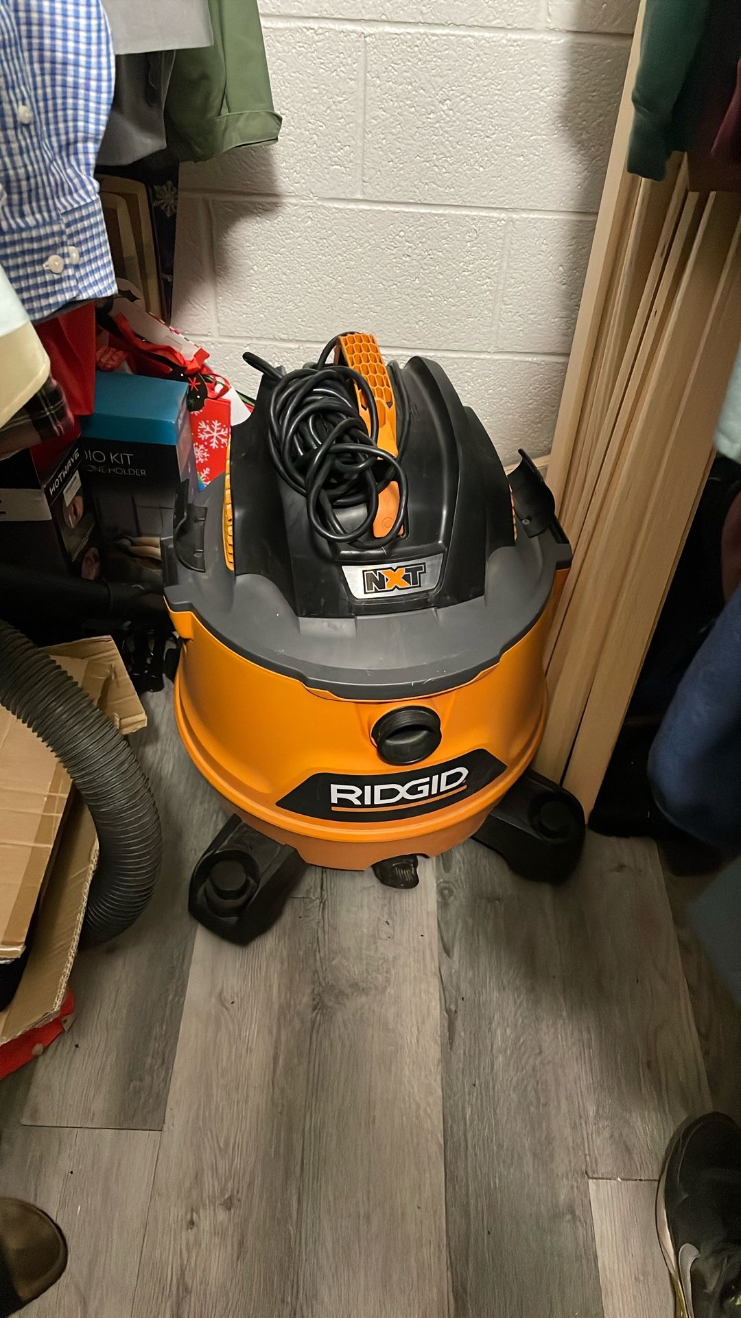 Rigid Vacuum