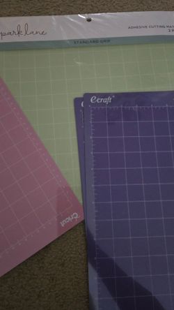 Cutting machine cutting mats