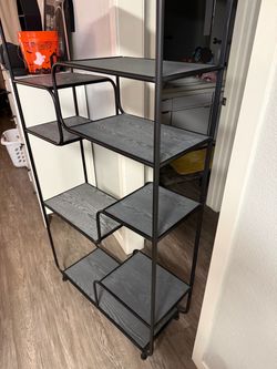 Bookshelves / Organizer