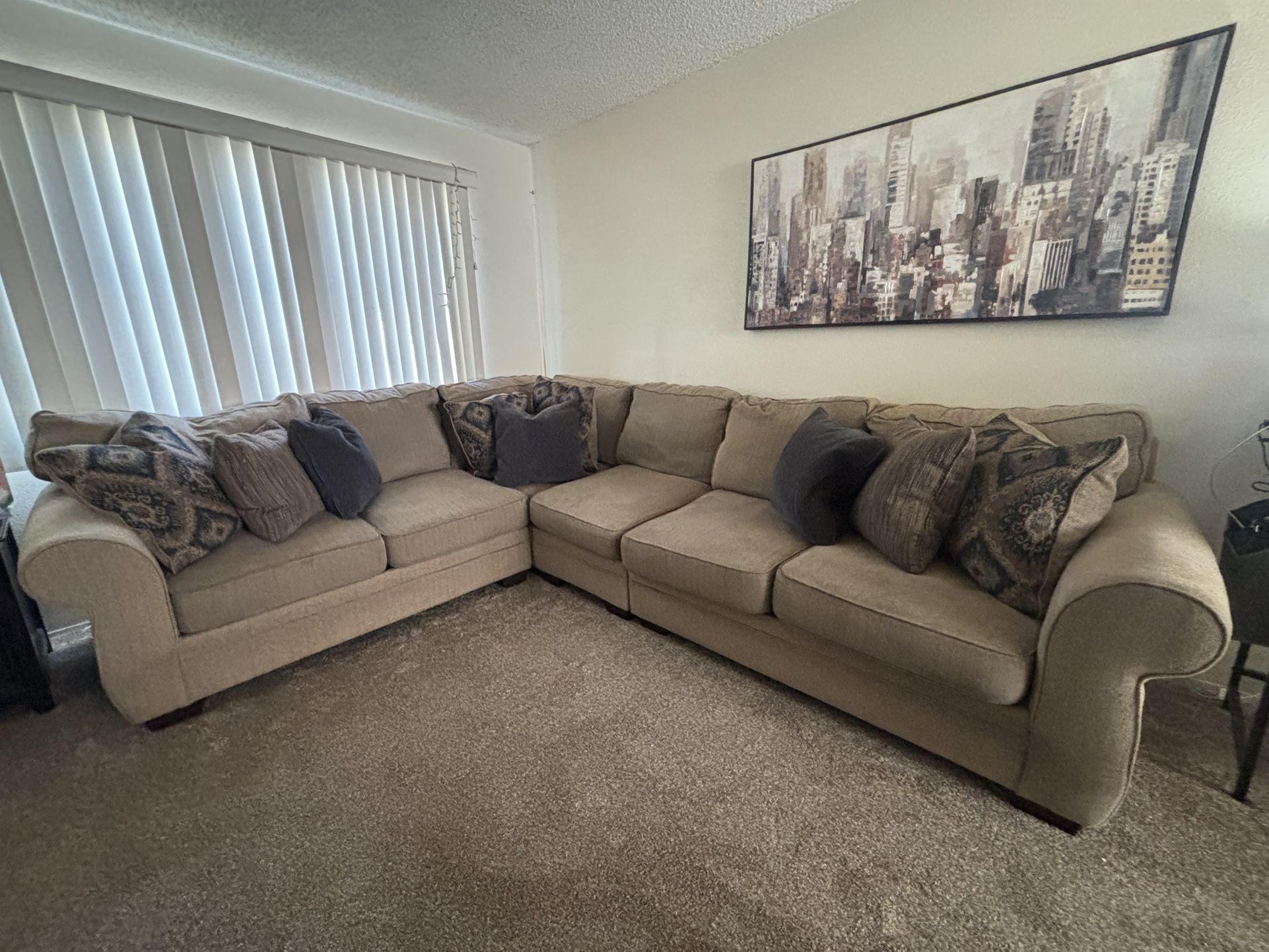 Ashley’s Furniture 6 Seat Sectional Sofa/Couch. $350 Or Best Offer Must Go ASAP!