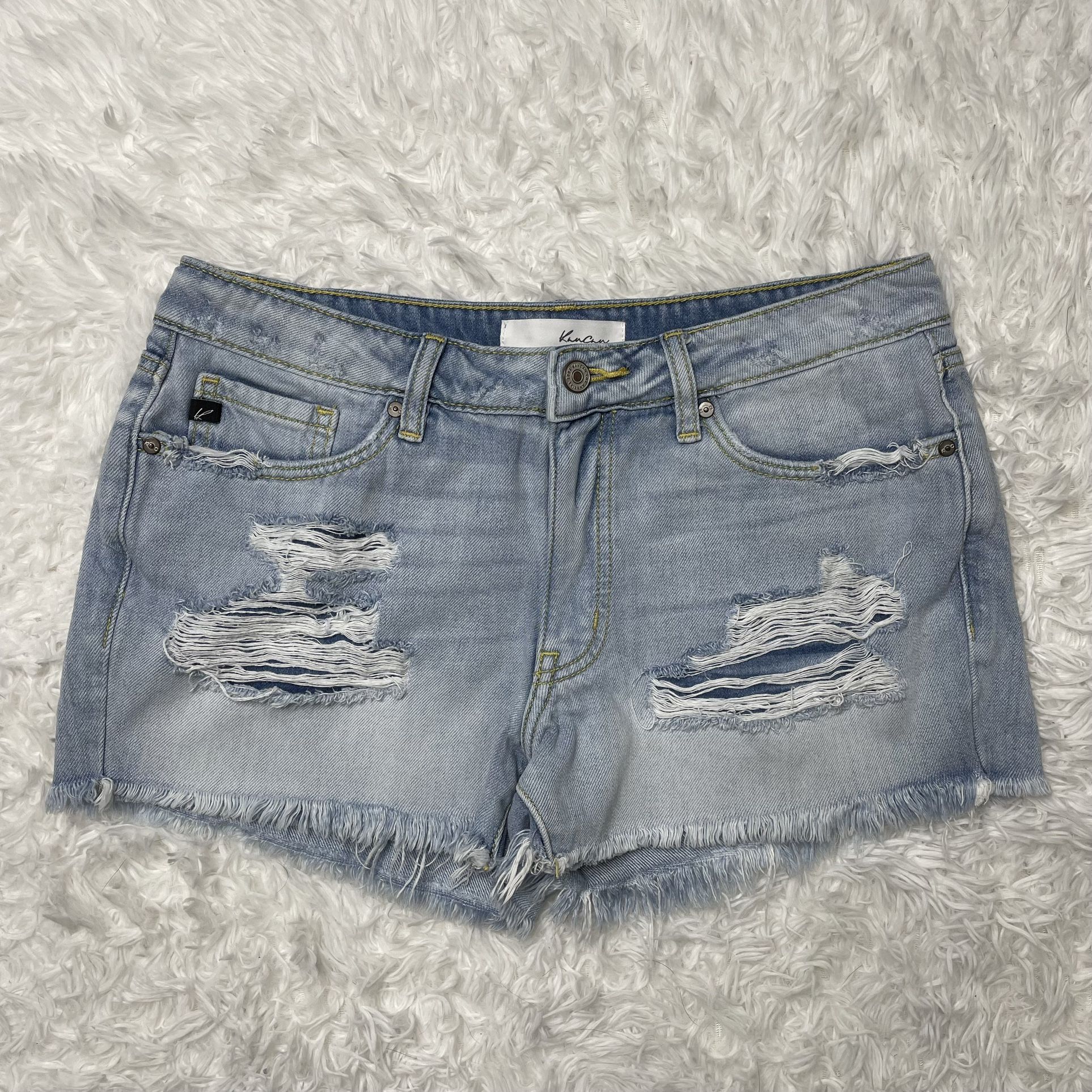 KanCan Estilo Distress Denim Shorts Light Wash Raw Cut Frayed Hem Women’s 9/28