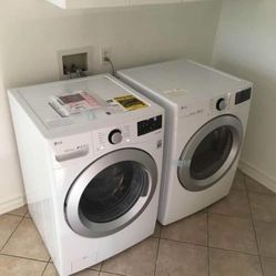 LG Washer And Dryer Like New