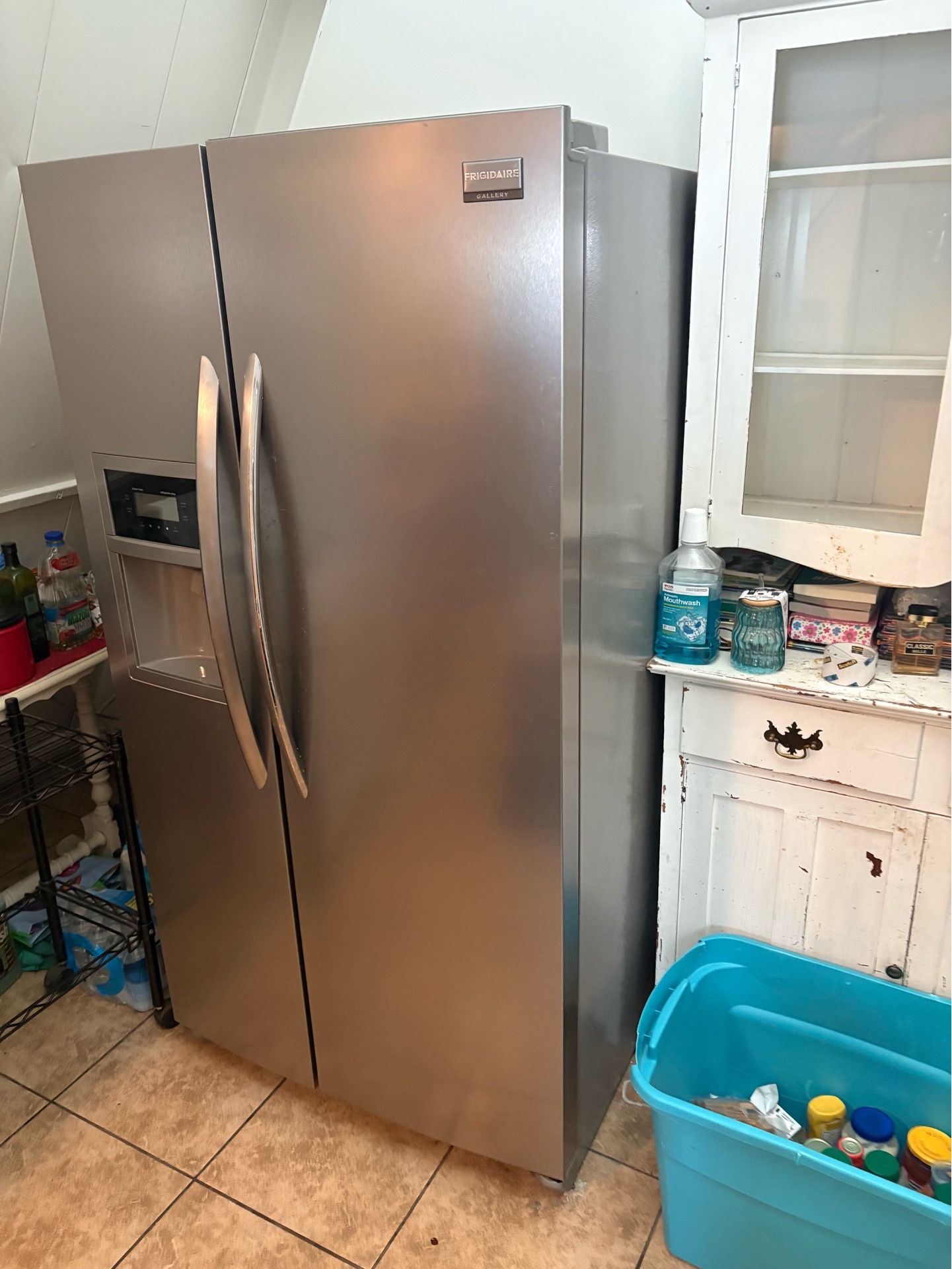 Frigidaire 2024 gallery fridge.