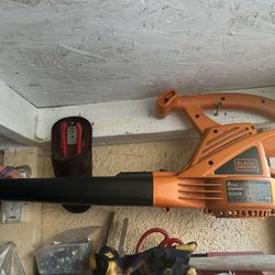 Black And Decker Electric Leaf Blower 