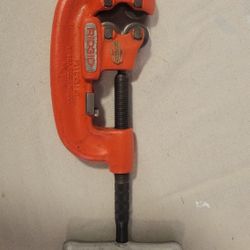 RIDGID Pipe Cutter: 0.75 in – 2 in OD Cutting Capacity, Std 4-Wheel Cutter, 18 in Tool Lg, 42-A

