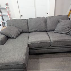 Lazy-boy Couch Used $1000