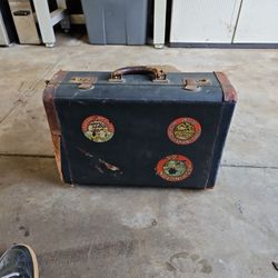 Vintage Luggage Piece