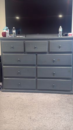 9 drawer dresser