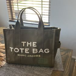 Medium Marc Jacobs Tote Bag