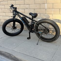 Vivi F26FUL Fat Tire E-Bike 