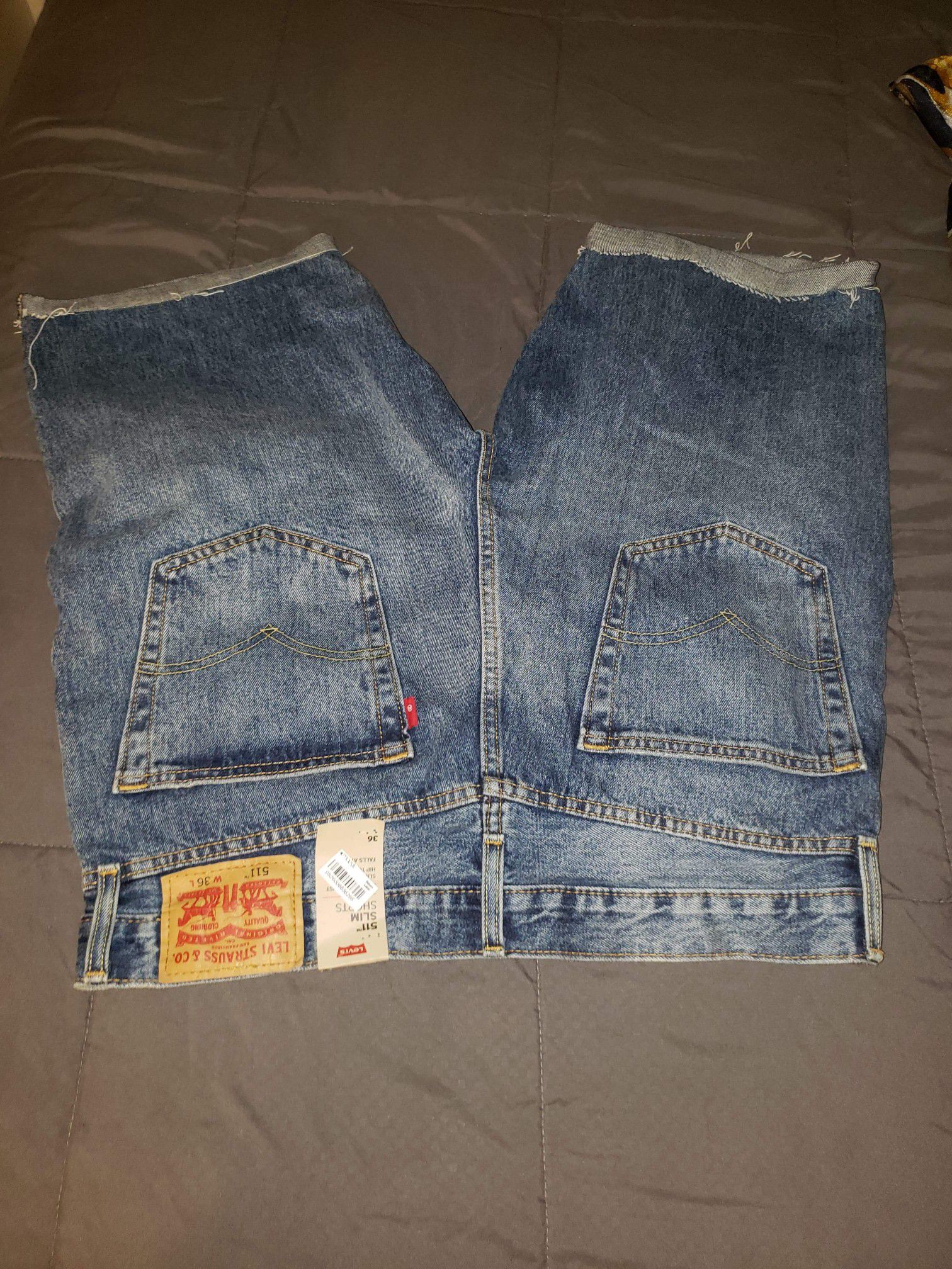 Brand New short jeans Levi 511 sz 36