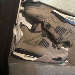 7y Retro 4 Cave Stone 