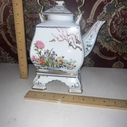 Vintage 1986 FP Japanese Porcelain Oriental Asian Scenes Teapot w/Stand Signed