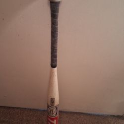 Louisville Slugger And Easton Bats