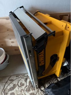 Dewalt DW744 job site table saw