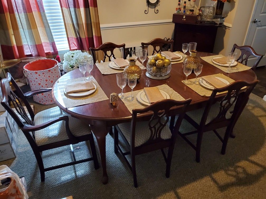 Dining room table set