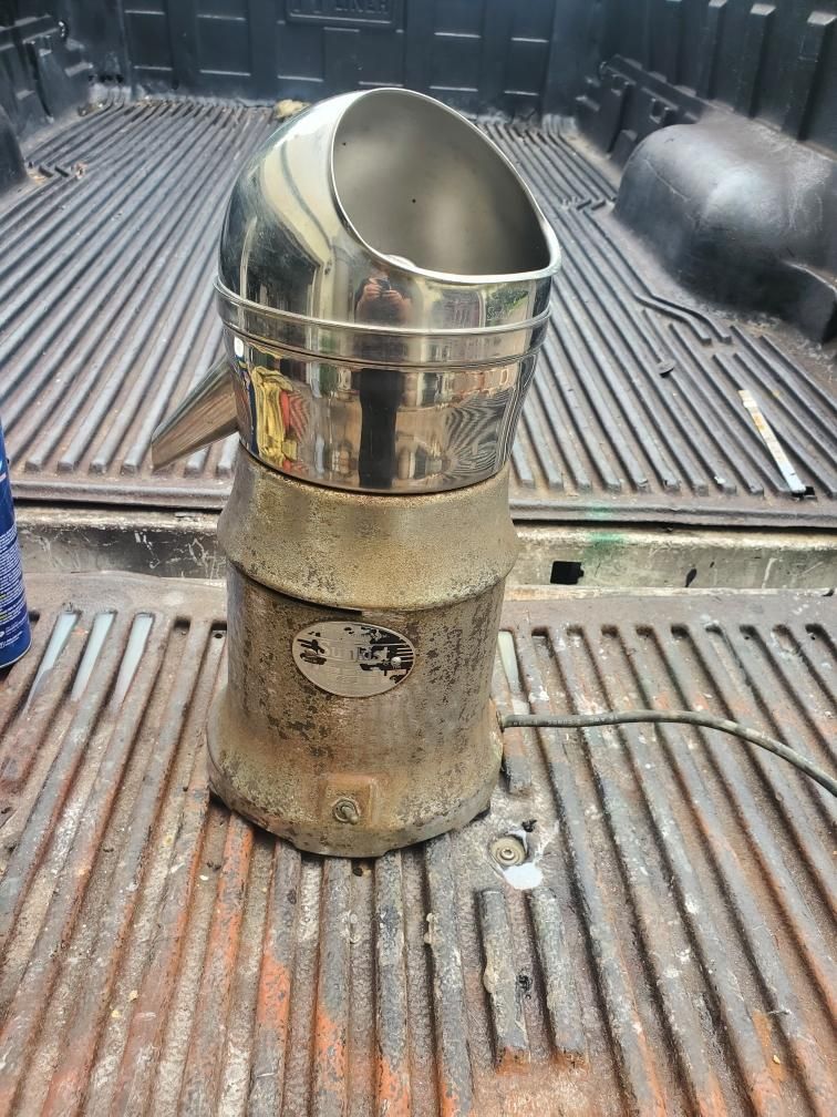Antique 1940 Sunkist California Fruit Growers Stainless Steal , Commercial Juicer!works Great!