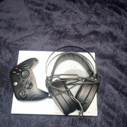 used xbox one S and controller and headset