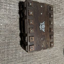 Vintage Wooden Jewelry Box – Medieval Antique Style