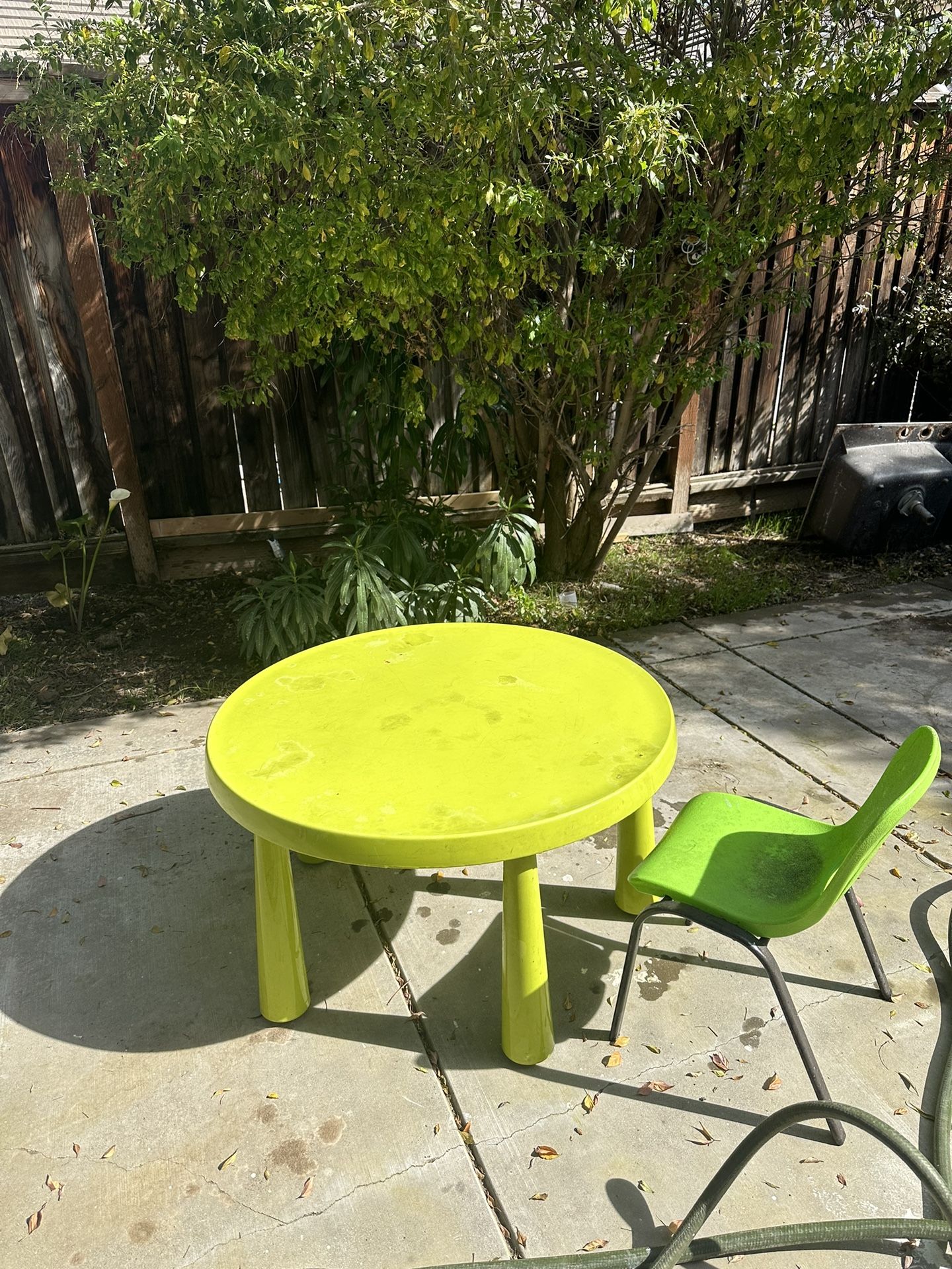 Kids Table And Chair 