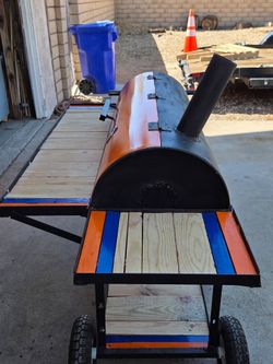 BAR B Q PIT'S