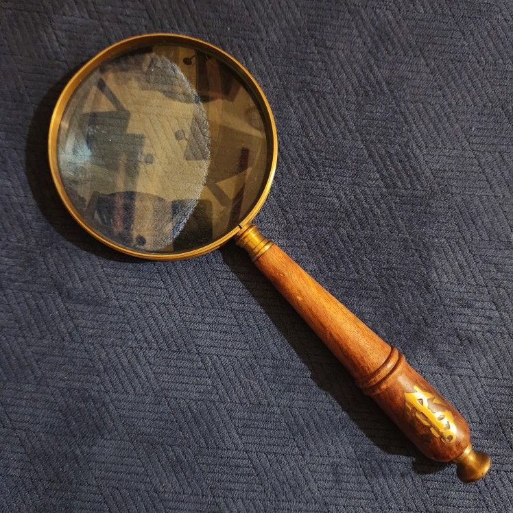 Wooden & Brass Magnifying Glass