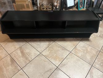 Black Tv shelf